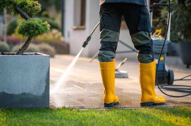 Why Choose Our Certified Pressure Washing Experts for Your Project Needs in Clearwater, SC?